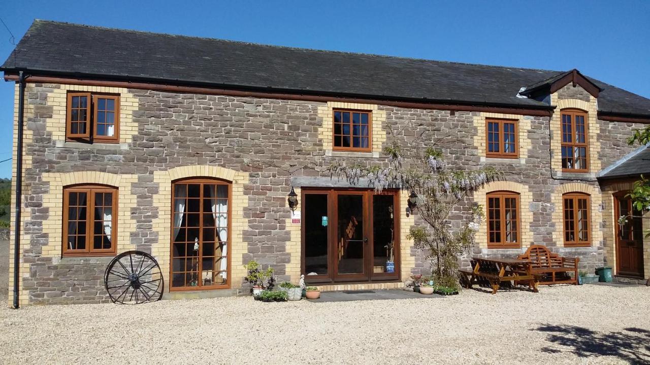 Bed and Breakfast The Granary Talgarth Esterno foto